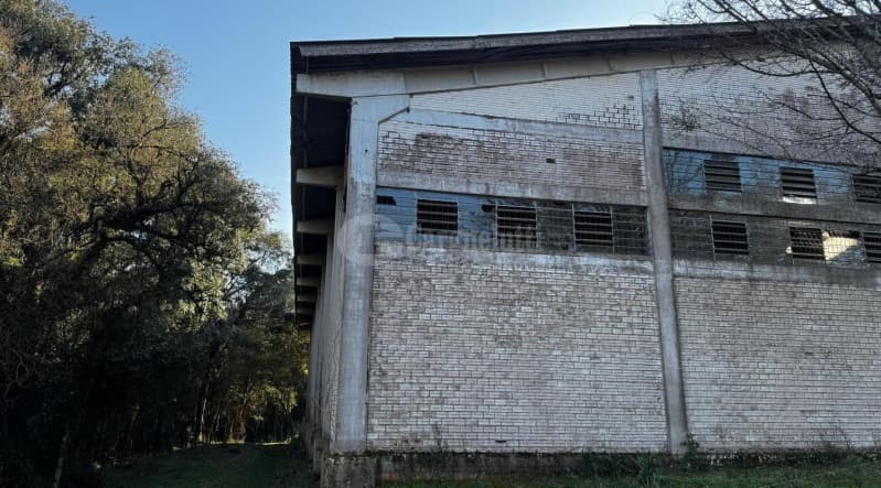 Foto 2 de 24: Terreno em leilão em Soledade - RS, bairro Flores — LOTE 014 Terreno c/ 1.548,00m² e pavilhão poliesportivo - Soledade/RS