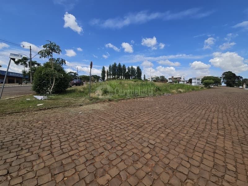 Foto 8 de 10: Terreno em leilão em Barracão - RS — LOTE 011 Terreno urbano com 792,37m² localizada na esquina entre a Rua Frei Ricardo Aresi, lado par