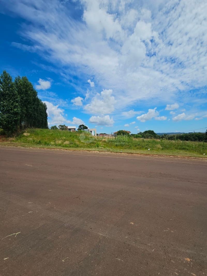 Foto 10 de 13: Terreno em leilão em Barracão - RS — LOTE 012 Terreno Urbano com 564,05m² localizada na Av. Brasília, lado ímpar, Barracão/RS