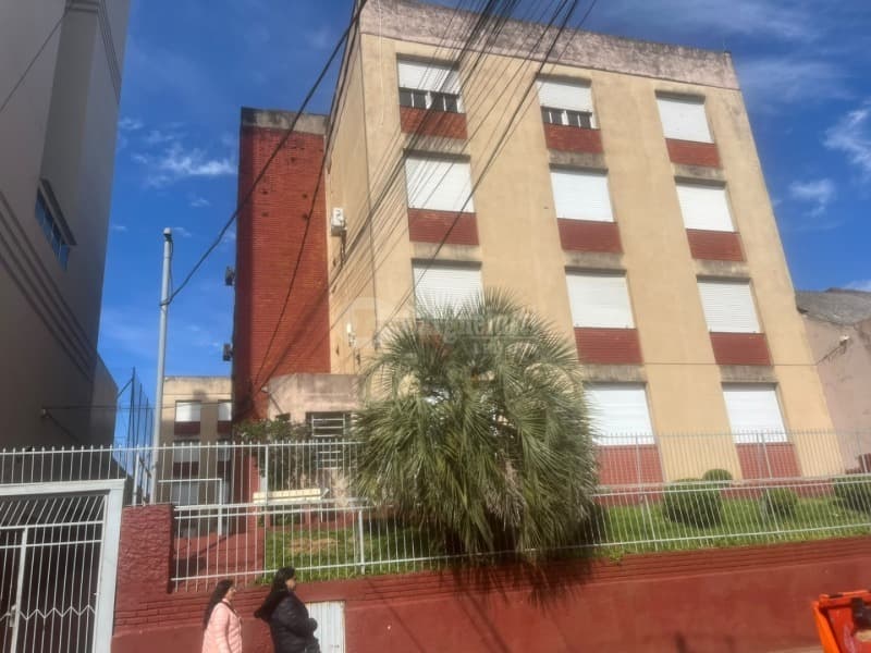 Foto 1 de 4: Apartamento em leilão em Cruz Alta - RS — LOTE 002-2 Um apartamento residencial em alvenaria, designado pelo nº 303, com área real privativa d