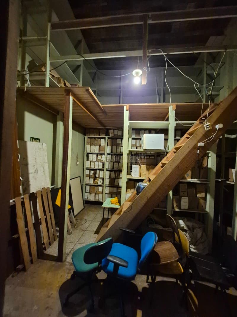 Foto 24 de 39: Comercial em leilão em Cruz Alta - RS — LOTE 027 Prédio de alvenaria com aprox. 1.189,33 m², sito à Rua Pinheiro Machado, nº 1515, esquina c