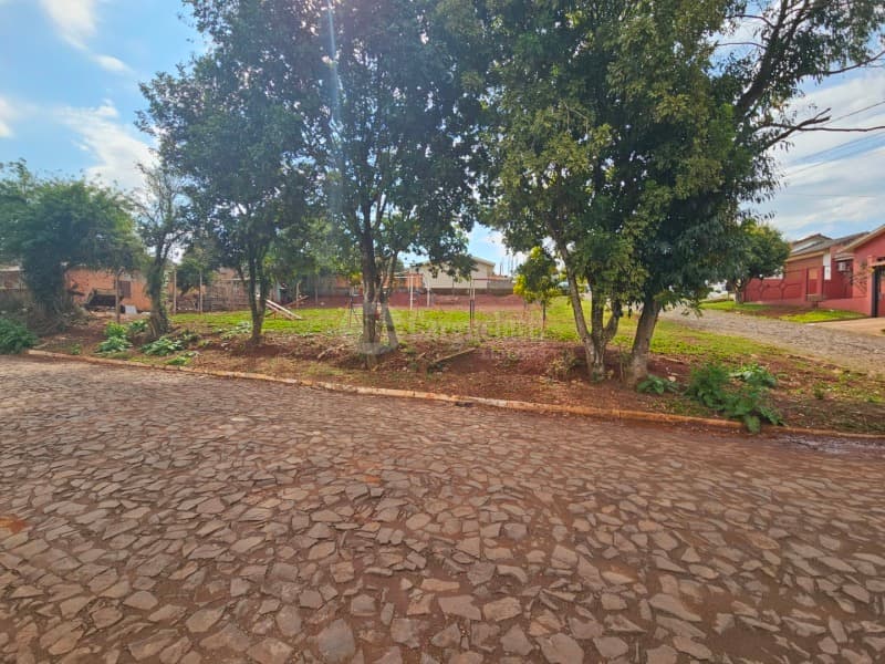 Foto 5 de 20: Terreno em leilão em Cruz Alta - RS — LOTE 029 Terreno de esquina, com 624m² na Rua Murilo Sampaio com a Rua Lothar Benjamin Wolf, Cruz Al