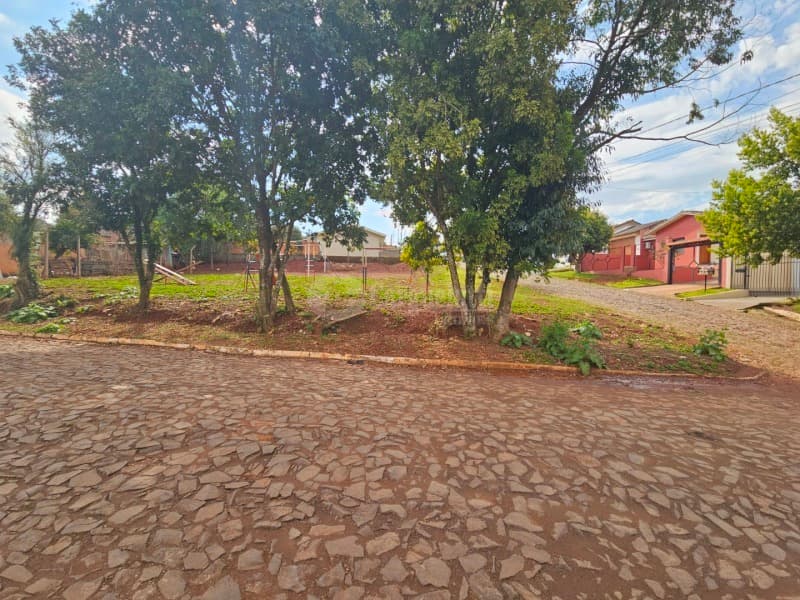 Foto 6 de 20: Terreno em leilão em Cruz Alta - RS — LOTE 029 Terreno de esquina, com 624m² na Rua Murilo Sampaio com a Rua Lothar Benjamin Wolf, Cruz Al