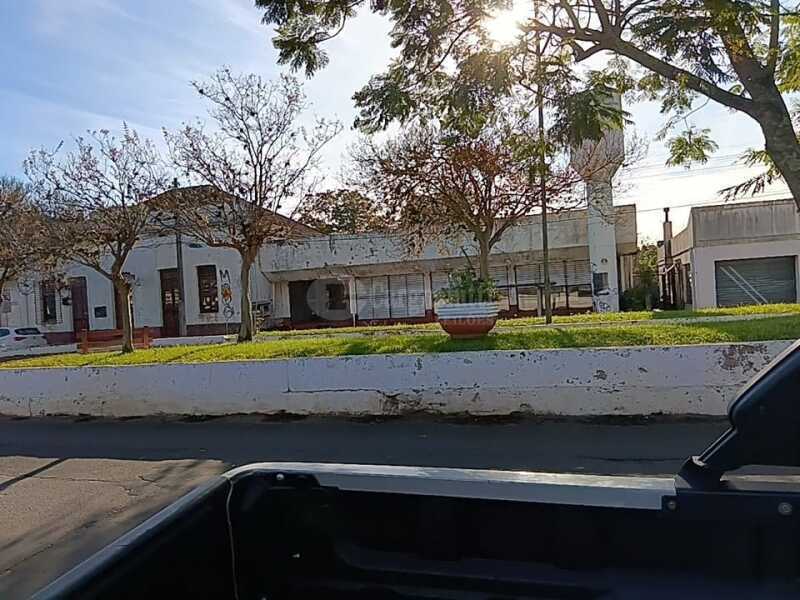 Foto 13 de 34: Comercial em leilão em Cruz Alta - RS — LOTE 001 Três prédios de alvenaria, situados à rua Padre Pacheco, nº 443, 447 e 467 - CRUZ ALTA/RS