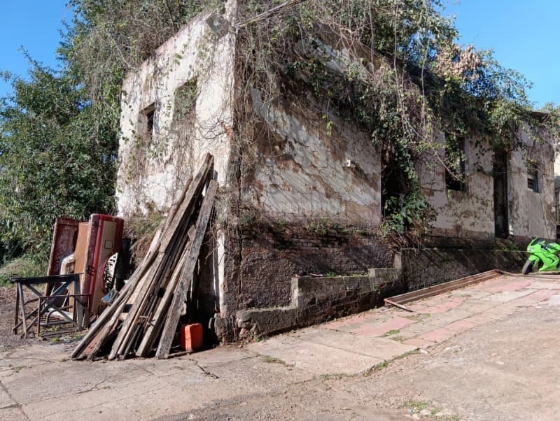 Foto 17 de 34: Comercial em leilão em Cruz Alta - RS — LOTE 001 Três prédios de alvenaria, situados à rua Padre Pacheco, nº 443, 447 e 467 - CRUZ ALTA/RS