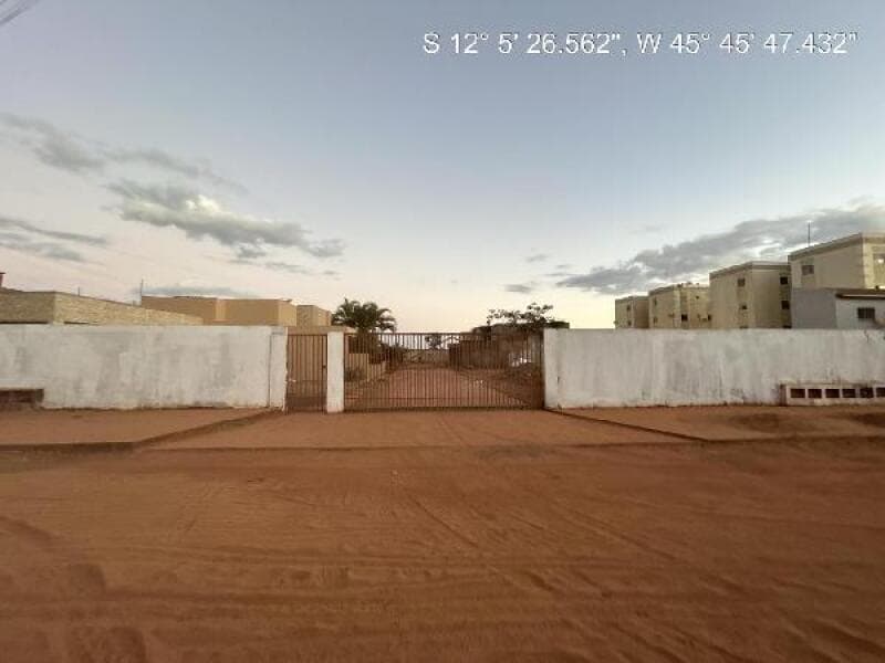 Casa em leilão em Luís Eduardo Magalhães - BA — LOTE 021 Casa