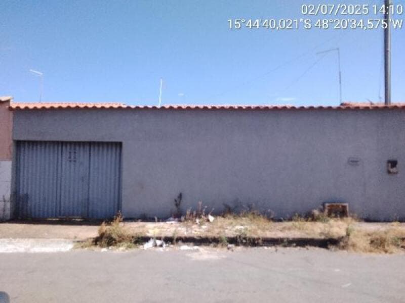 Casa em leilão em Águas Lindas De Goiás - GO — LOTE 030 Casa