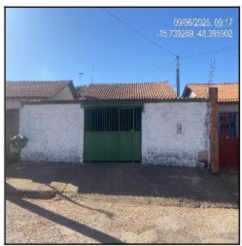 Casa em leilão em Cocalzinho De Goiás - GO — LOTE 038 Casa