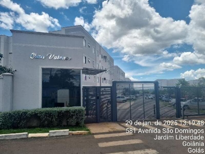 Apartamento em leilão em Goiânia - GO — LOTE 042 Apartamento