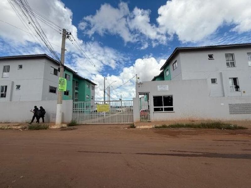 Apartamento em leilão em Valparaíso De Goiás - GO — LOTE 092 Apartamento
