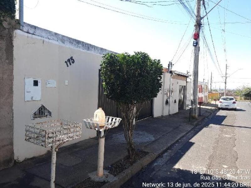 Casa em leilão em Uberlândia - MG — LOTE 151 Casa