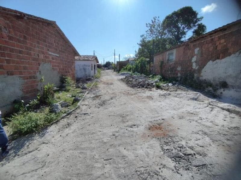 Casa em leilão em Alhandra - PB — LOTE 147 Casa