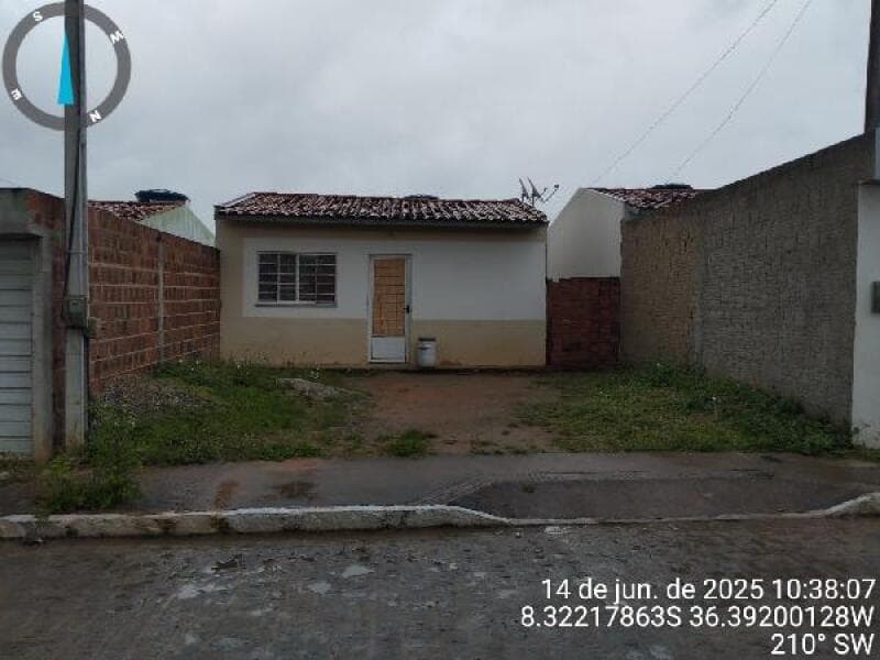 Casa em leilão em Belo Jardim - PE — LOTE 182 Casa