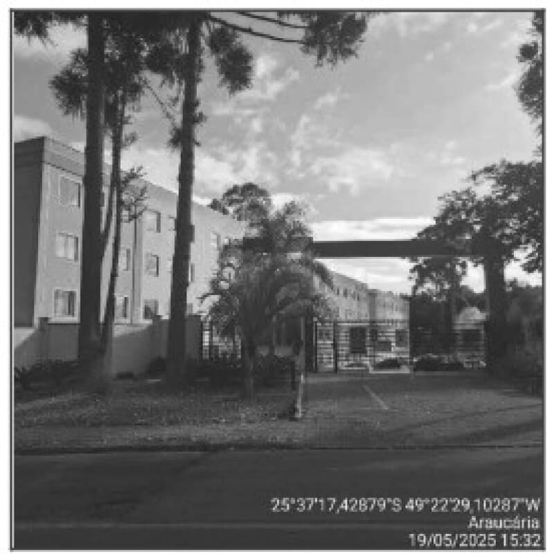 Apartamento em leilão em Araucária - PR — LOTE 215 Apartamento