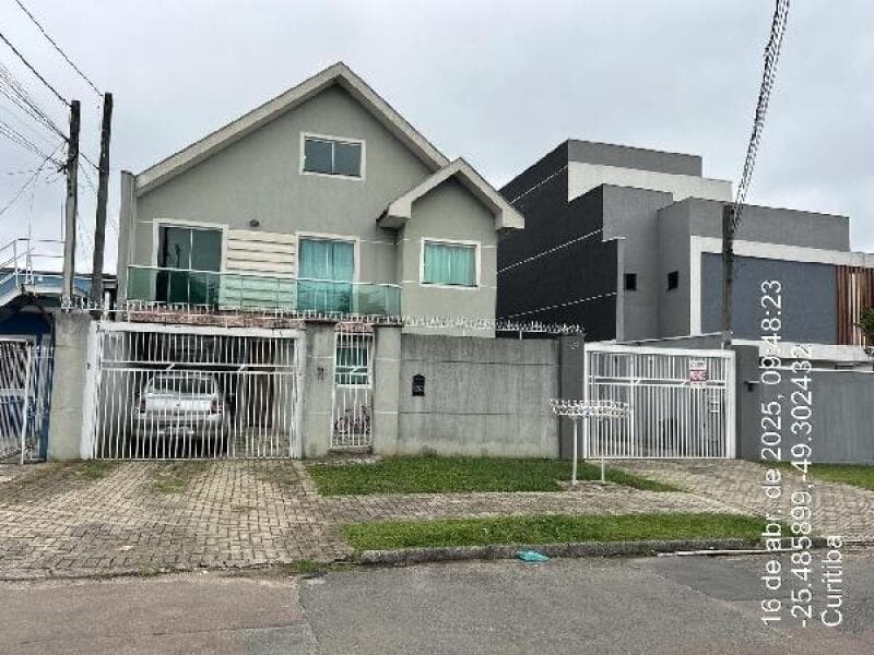 Casa em leilão em Curitiba - PR — LOTE 229 Casa
