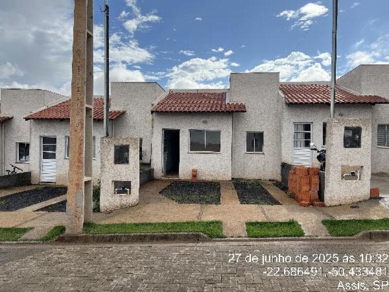 Casa em leilão em Assis - SP — LOTE 433 Casa