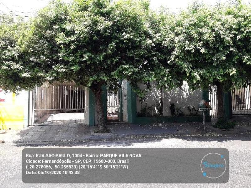 Casa em leilão em Fernandópolis - SP — LOTE 405 Casa