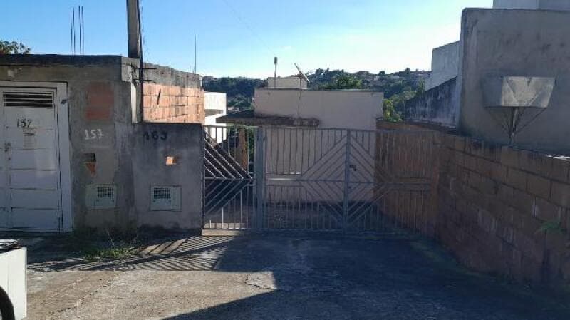 Casa em leilão em Francisco Morato - SP — LOTE 407 Casa