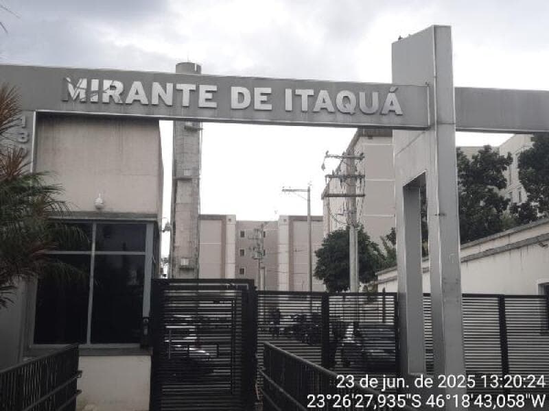 Apartamento em leilão em Itaquaquecetuba - SP — LOTE 417 Apartamento