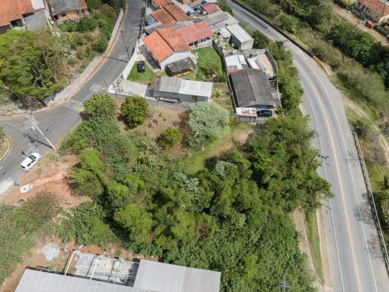 Foto 3 de 4: Terreno em leilão em São Roque - SP — LOTE 008 Terreno urbano com ou sem benfeitorias