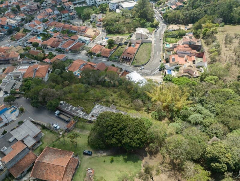 Foto 3 de 3: Terreno em leilão em São Roque - SP — LOTE 010 Terreno urbano com ou sem benfeitorias