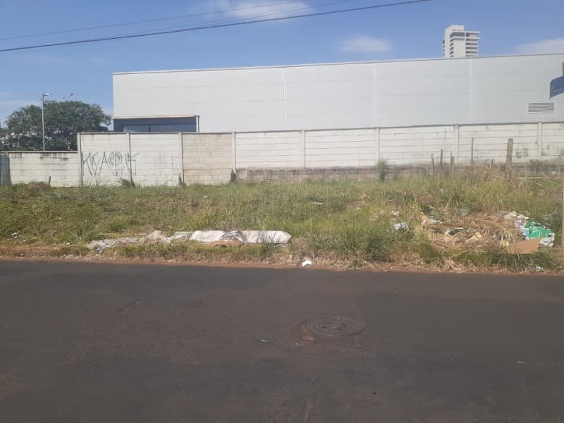 Terreno em leilão em Uberlândia - MG — LOTE 020 Terreno urbano