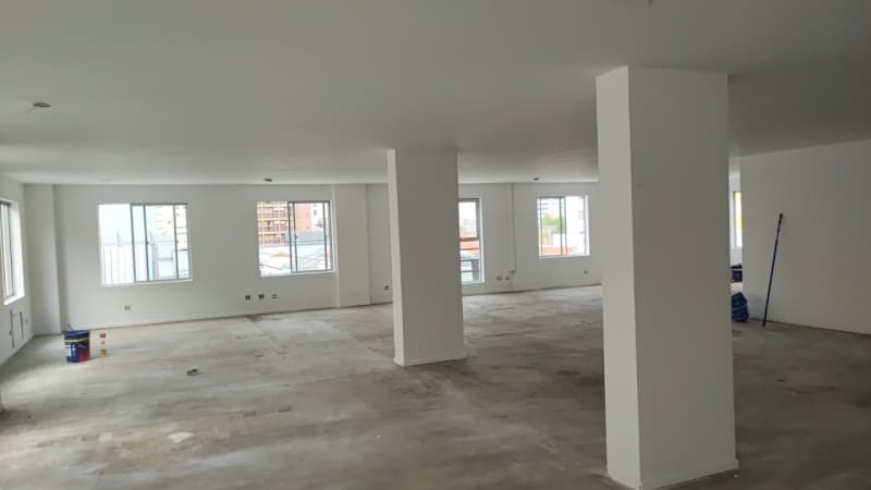 Foto 5 de 5: Comercial em leilão em Curitiba - PR, bairro Centro — LOTE 001 Conjunto Comercial
