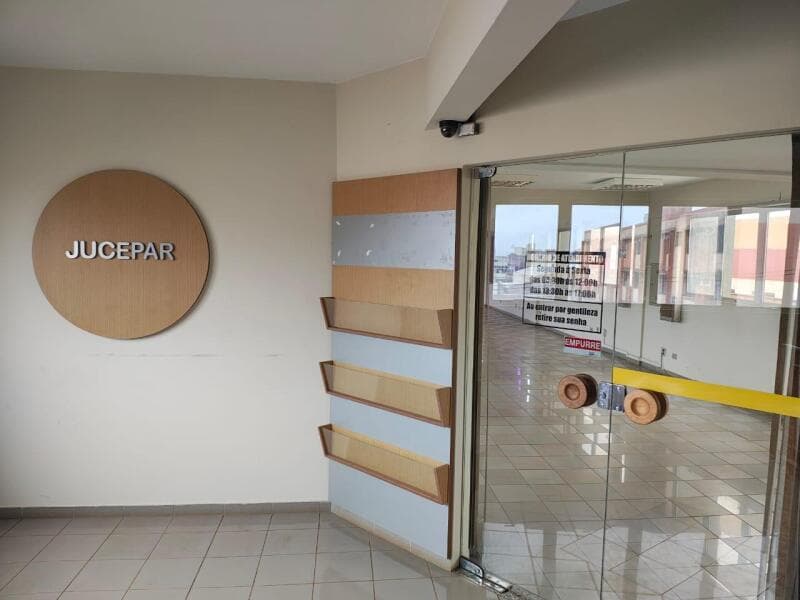 Foto 5 de 10: Comercial em leilão em Londrina - PR, bairro Centro — LOTE 004 Edifício Comercial
