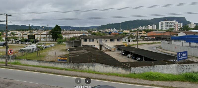 Foto 5 de 6: Terreno em leilão em Palhoça - SC, bairro Caminho Novo — LOTE 001 Terreno urbano com ou sem benfeitorias