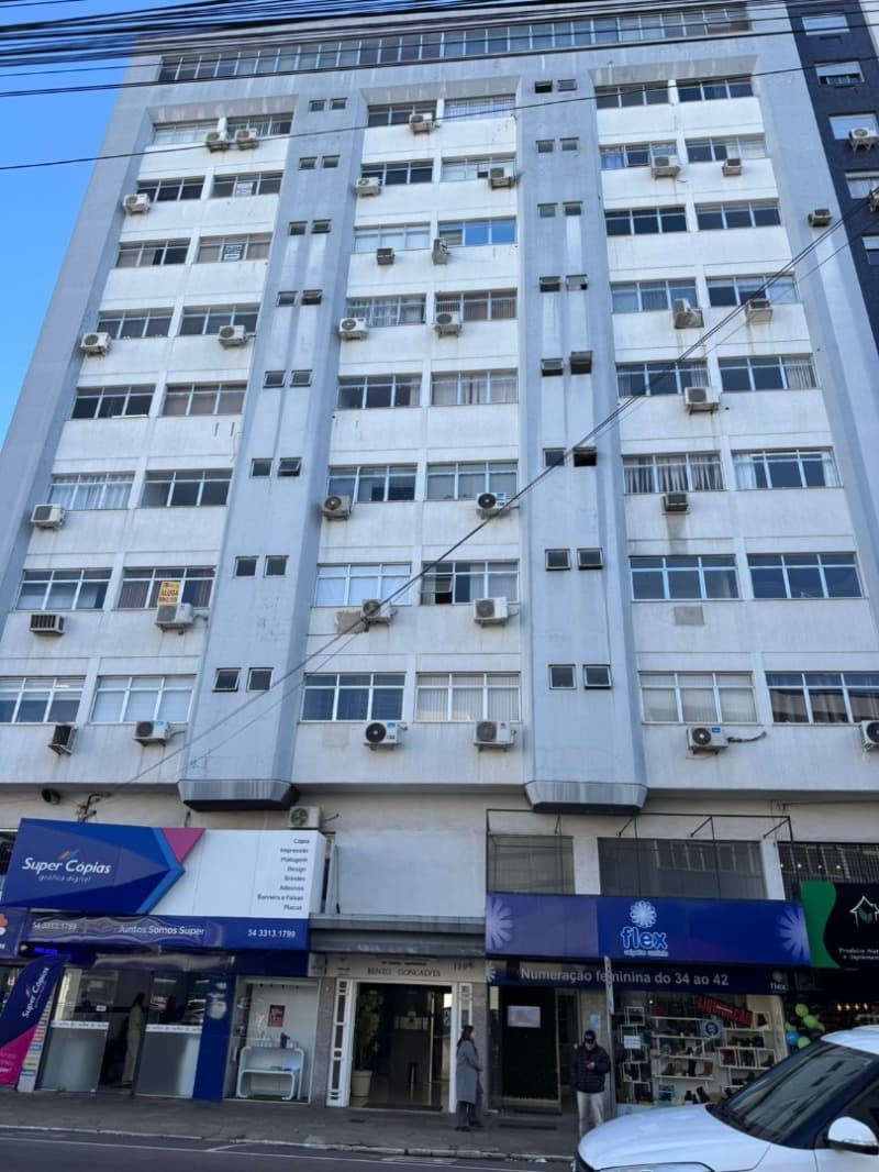 Foto 1 de 5: Comercial em leilão em Passo Fundo - RS — LOTE 001 Imóvel