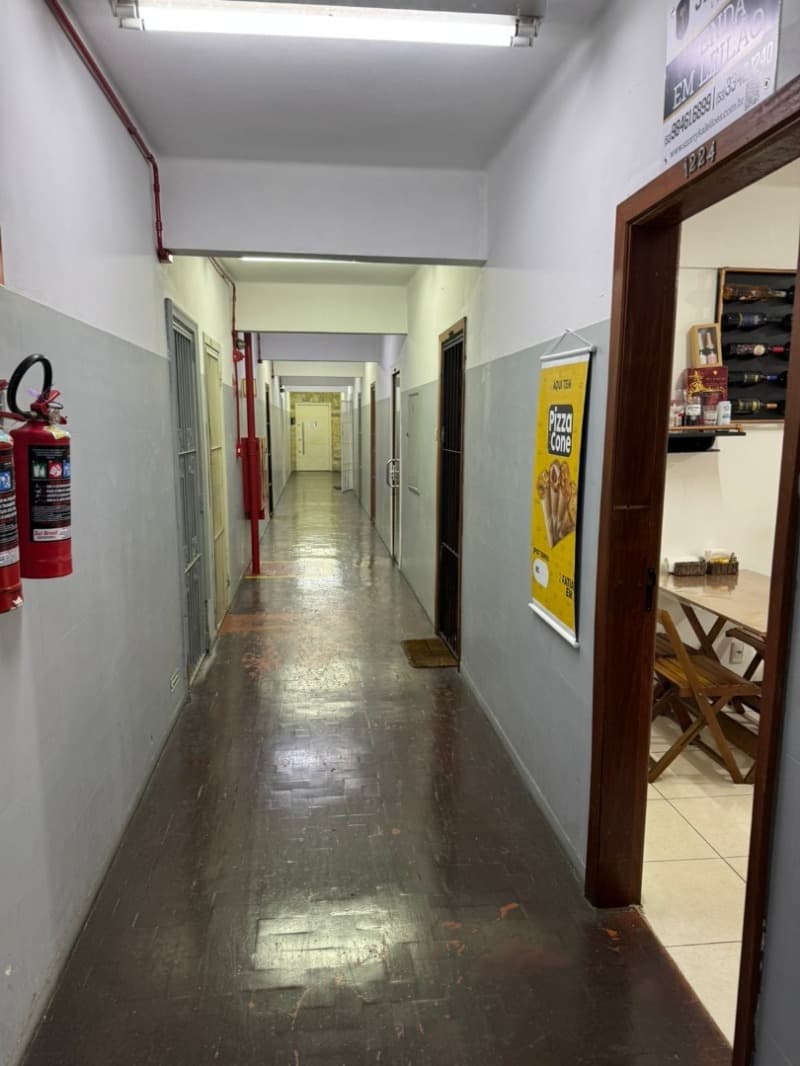 Foto 4 de 5: Comercial em leilão em Porto Alegre - RS — LOTE 001-2 Imóvel