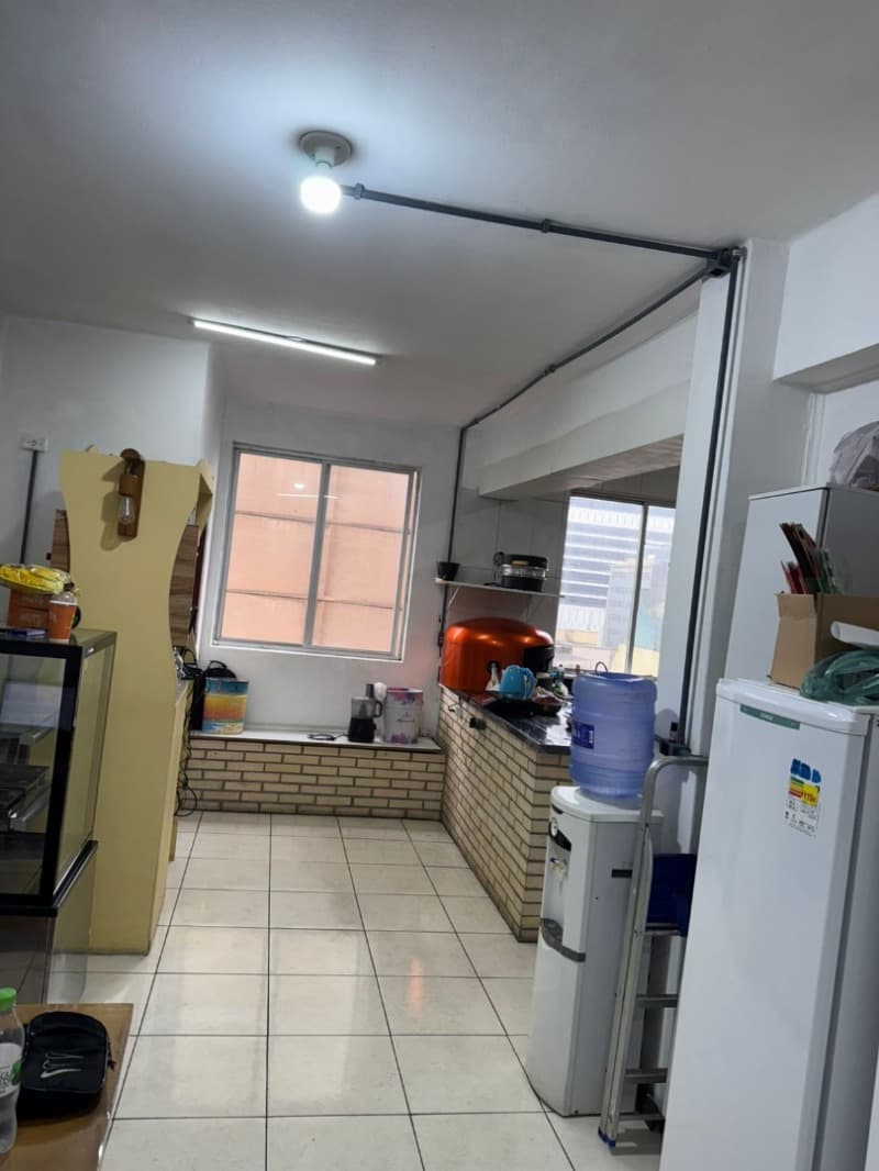 Foto 5 de 5: Comercial em leilão em Porto Alegre - RS — LOTE 001-2 Imóvel