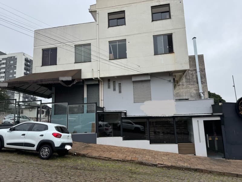 Foto 16 de 19: Comercial em leilão em Passo Fundo - RS — LOTE 001 Imovel