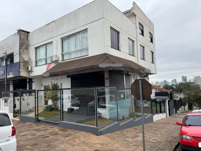 Foto 1 de 19: Comercial em leilão em Passo Fundo - RS — LOTE 001 Imovel