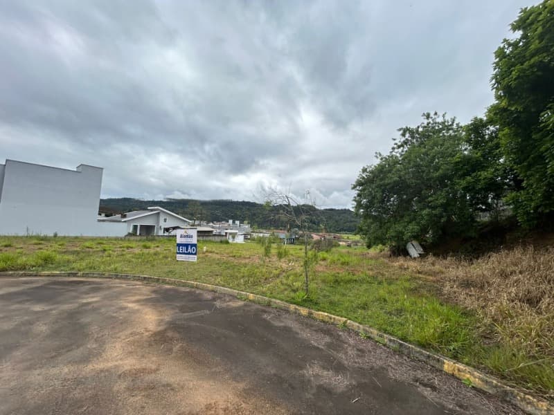 Foto 9 de 10: Terreno em leilão em Agronômica - SC, bairro Centro — LOTE 001 Imóvel
