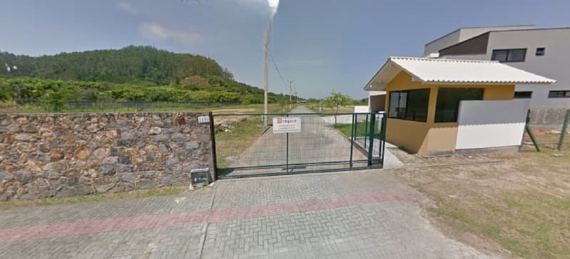 Foto 2 de 6: Terreno em leilão em Florianópolis - SC, bairro Canasvieiras — LOTE 001 Imovel
