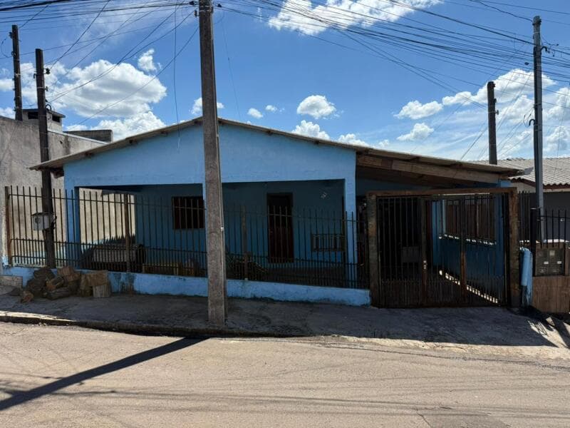 Foto 2 de 5: Casa em leilão em Passo Fundo - RS, bairro Vila Vera Cruz — LOTE 001 Imovel