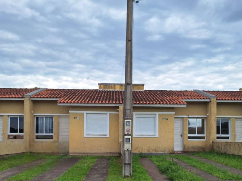 Casa em leilão em Esteio - RS, bairro Vila Três Marias — LOTE 003 Imóvel