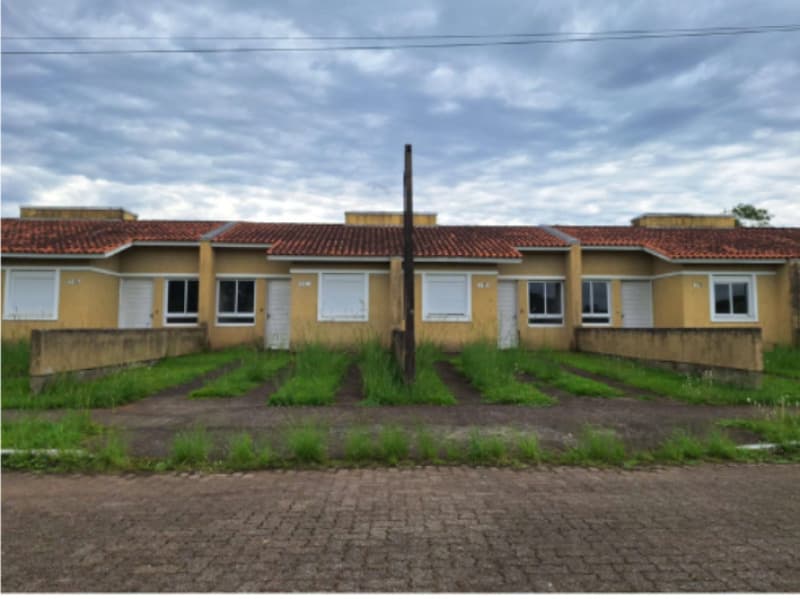 Casa em leilão em Esteio - RS, bairro Vila Três Marias — LOTE 013 Imovel