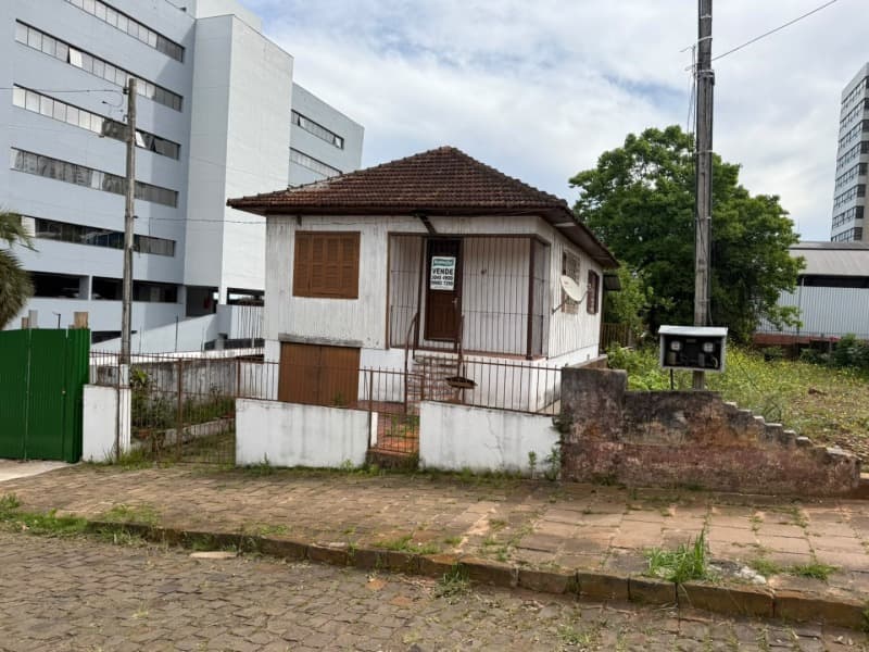 Foto 6 de 11: Terreno em leilão em Passo Fundo - RS, bairro Vila Schell — LOTE 001 Imóvel