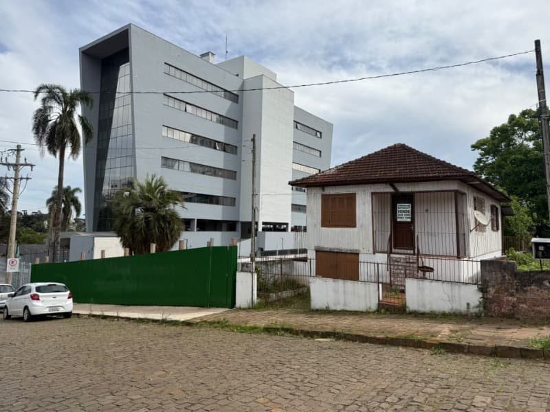 Foto 7 de 11: Terreno em leilão em Passo Fundo - RS, bairro Vila Schell — LOTE 001 Imóvel