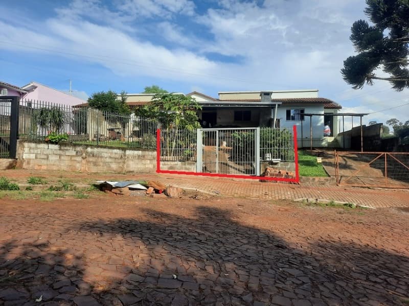 Foto 8 de 8: Casa em leilão em Erechim - RS — LOTE 006 Imovel