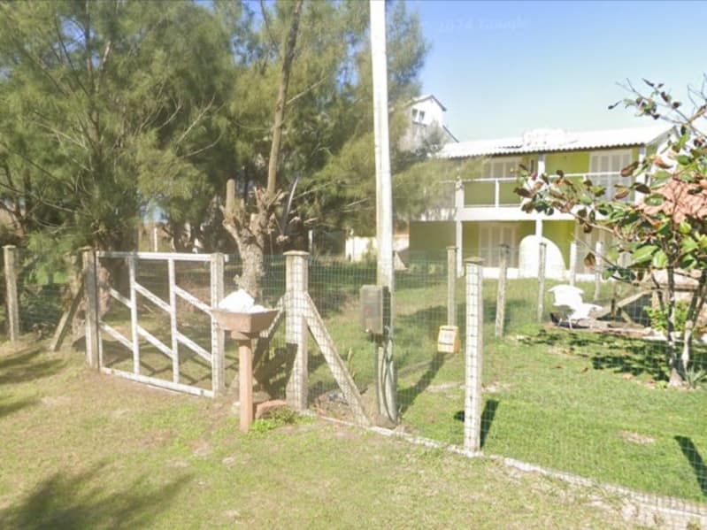 Foto 1 de 7: Terreno em leilão em Pinhal - RS — LOTE 001 TERRENO (COM CASA NÃO AVERBADA) NA PRAIA DO PINHAL/RS