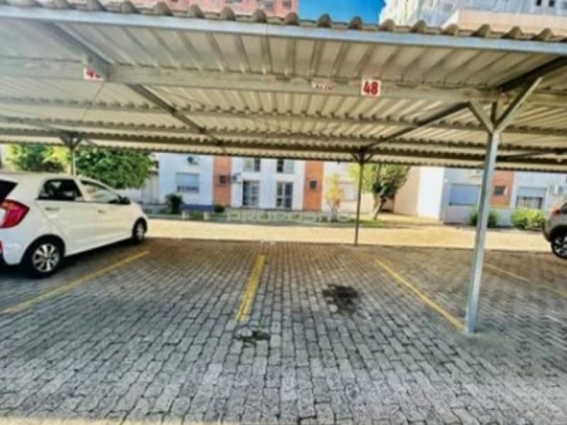 Terreno em leilão em Canoas - RS — LOTE 001 BOX COBERTO EM CONDOMÍNIO EM CANOAS/RS