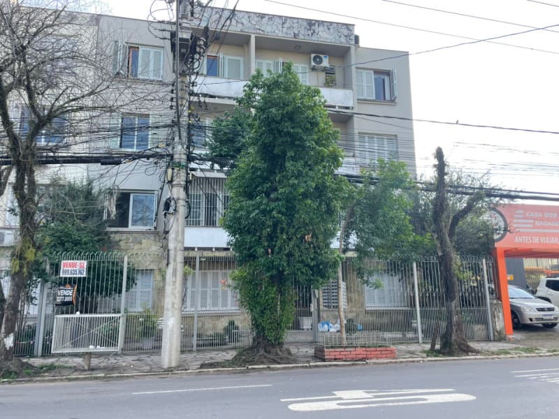Foto 2 de 7: Apartamento em leilão em Porto Alegre - RS — LOTE 001 APARTAMENTO NO BAIRRO NAVEGANTES