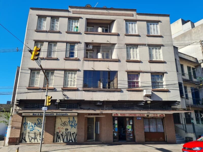 Foto 1 de 5: Apartamento em leilão em Porto Alegre - RS, bairro Petrópolis — LOTE 001 APARTAMENTO DE 02 DORMITÓRIOS NO BAIRRO PETRÓPOLIS