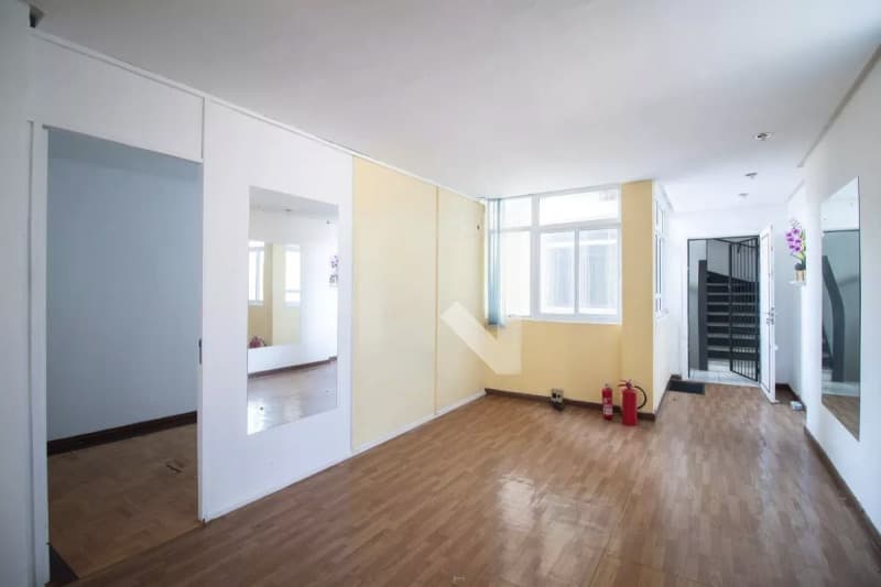 Foto 1 de 9: Apartamento em leilão em Porto Alegre - RS — LOTE 001 APARTAMENTO DE 02 DORMITÓRIOS (DESOCUPADO) NO BAIRRO CENTRO - EXTRAJUDICIAL