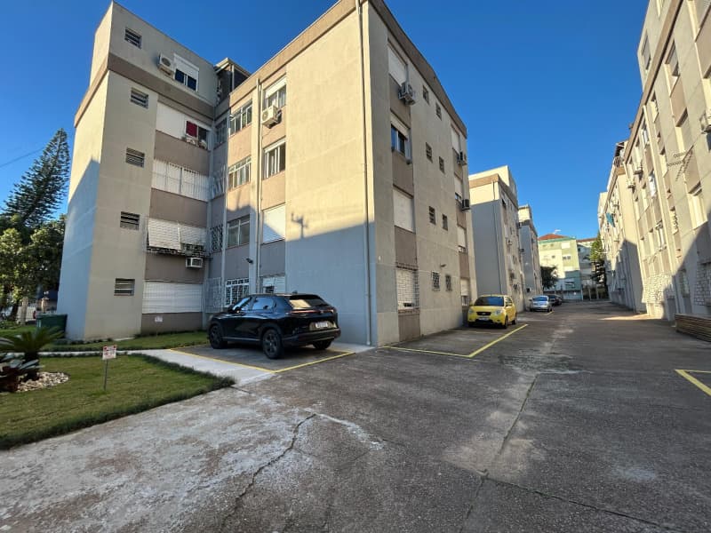Foto 5 de 6: Apartamento em leilão em Porto Alegre - RS — LOTE 001 APARTAMENTO NO BAIRRO VILA IPIRANGA