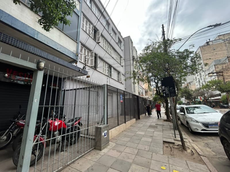 Foto 7 de 7: Apartamento em leilão em Porto Alegre - RS, bairro Cidade Baixa — LOTE 001 APARTAMENTO NO BAIRRO CIDADE BAIXA
