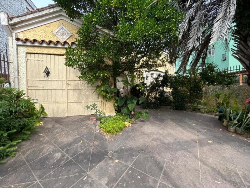 Foto 7 de 10: Casa em leilão em Porto Alegre - RS, bairro São João — LOTE 001 CASA NO BAIRRO SÃO JOÃO